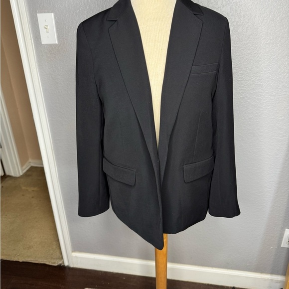 Vince Classic Black Blazer - Picture 1 of 4